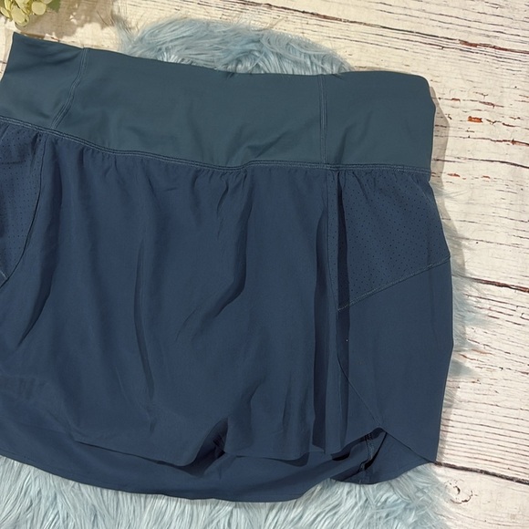 Athleta RUN WITH IT 14” SKORT in Sequoia Blue - Picture 6 of 9